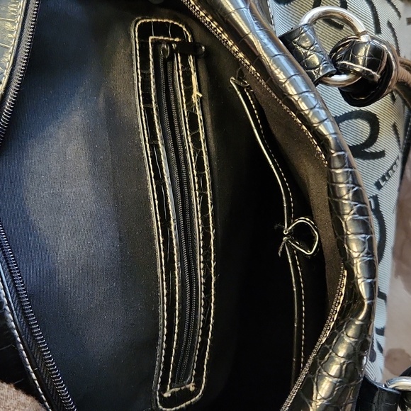 LineaR Bag  - Used in Great Condition Black & Gray - Picture 7 of 15